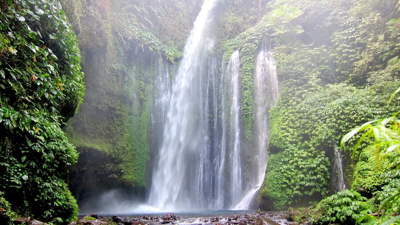 Senaru Waterfall on the Lombok Adventure tour
