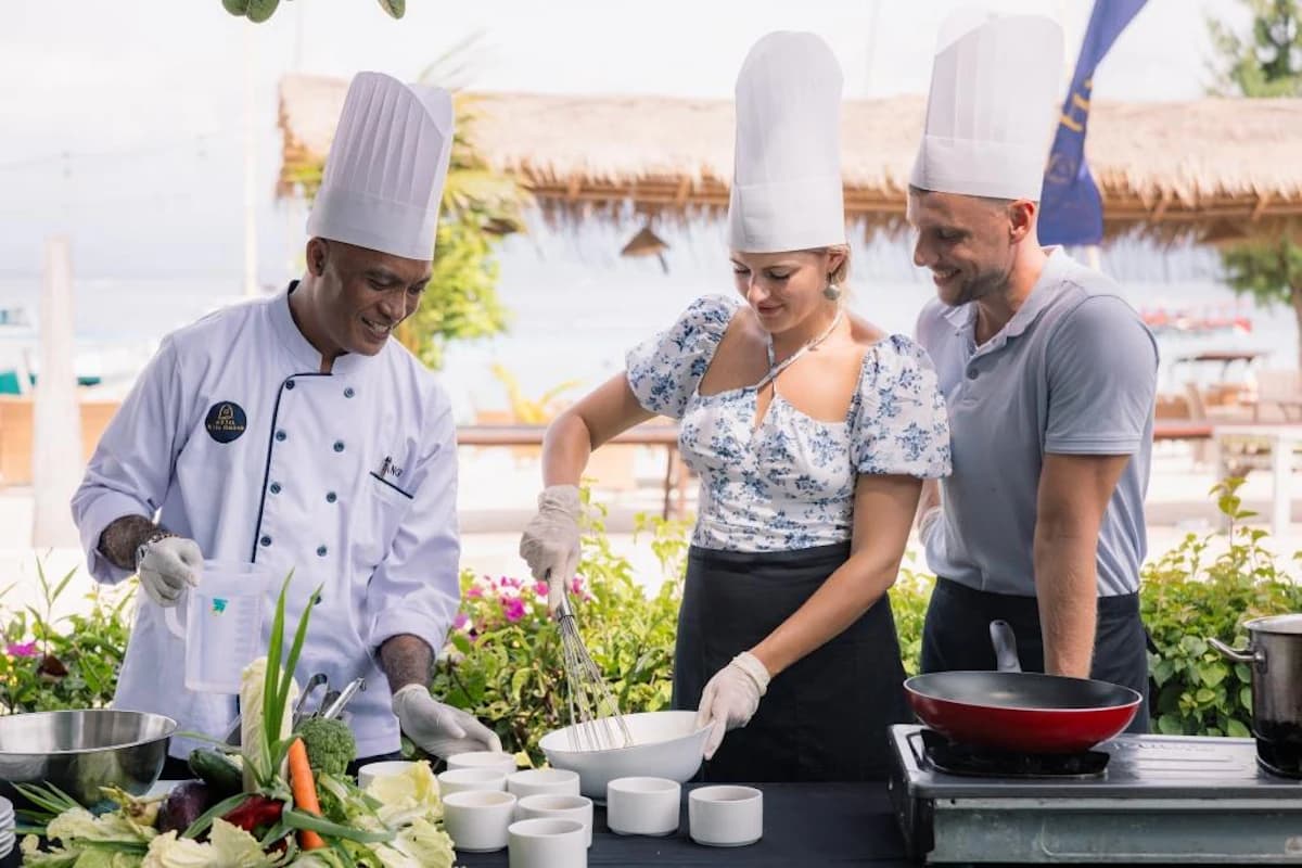 Beachfront cooking class with the chef